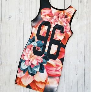 🌹 Forever 21 (L) 96 Logo Flower Jersey Dress